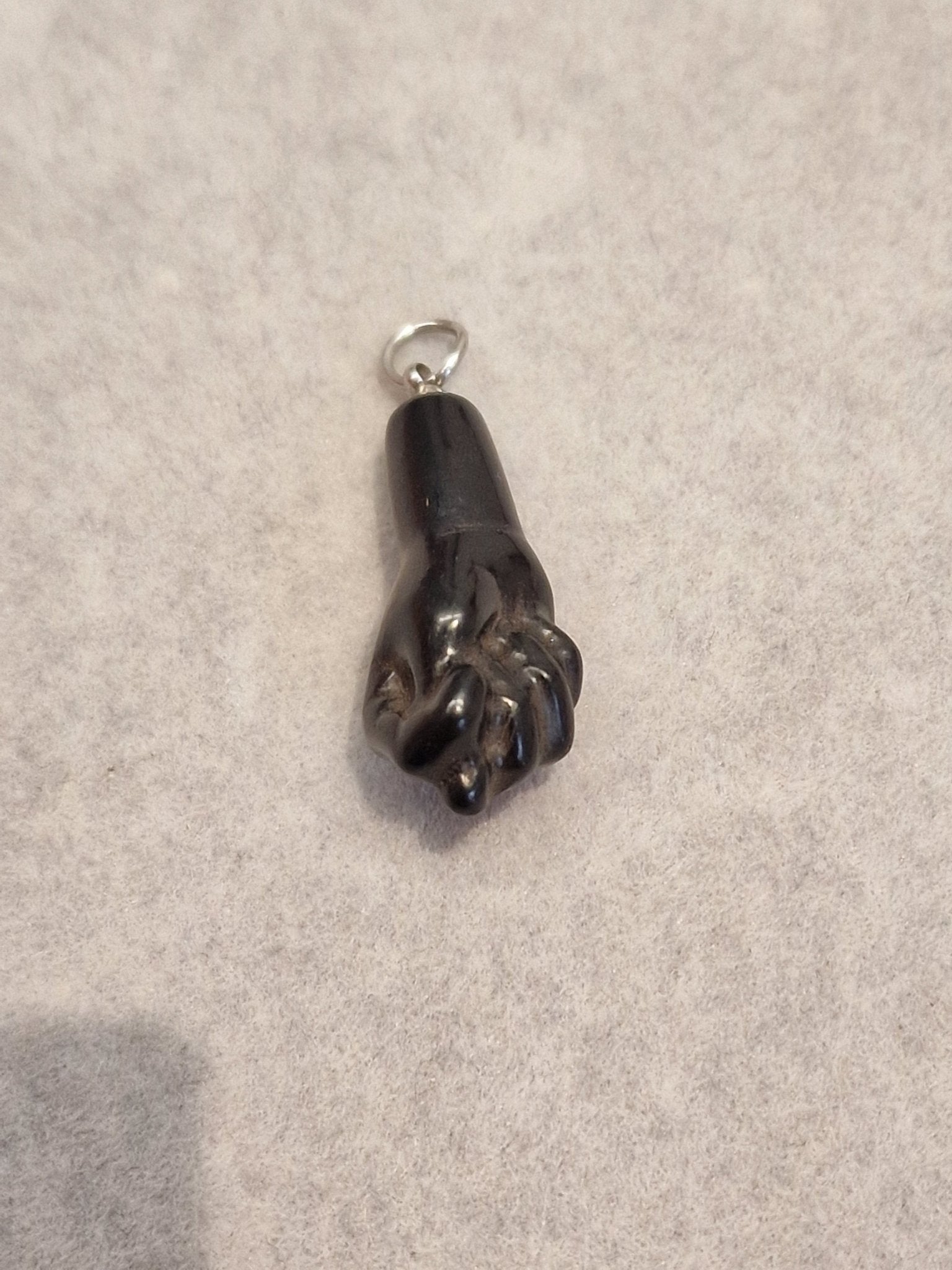 Colgante de puño (figa) para protección contra el mal de ojo y energías negativas