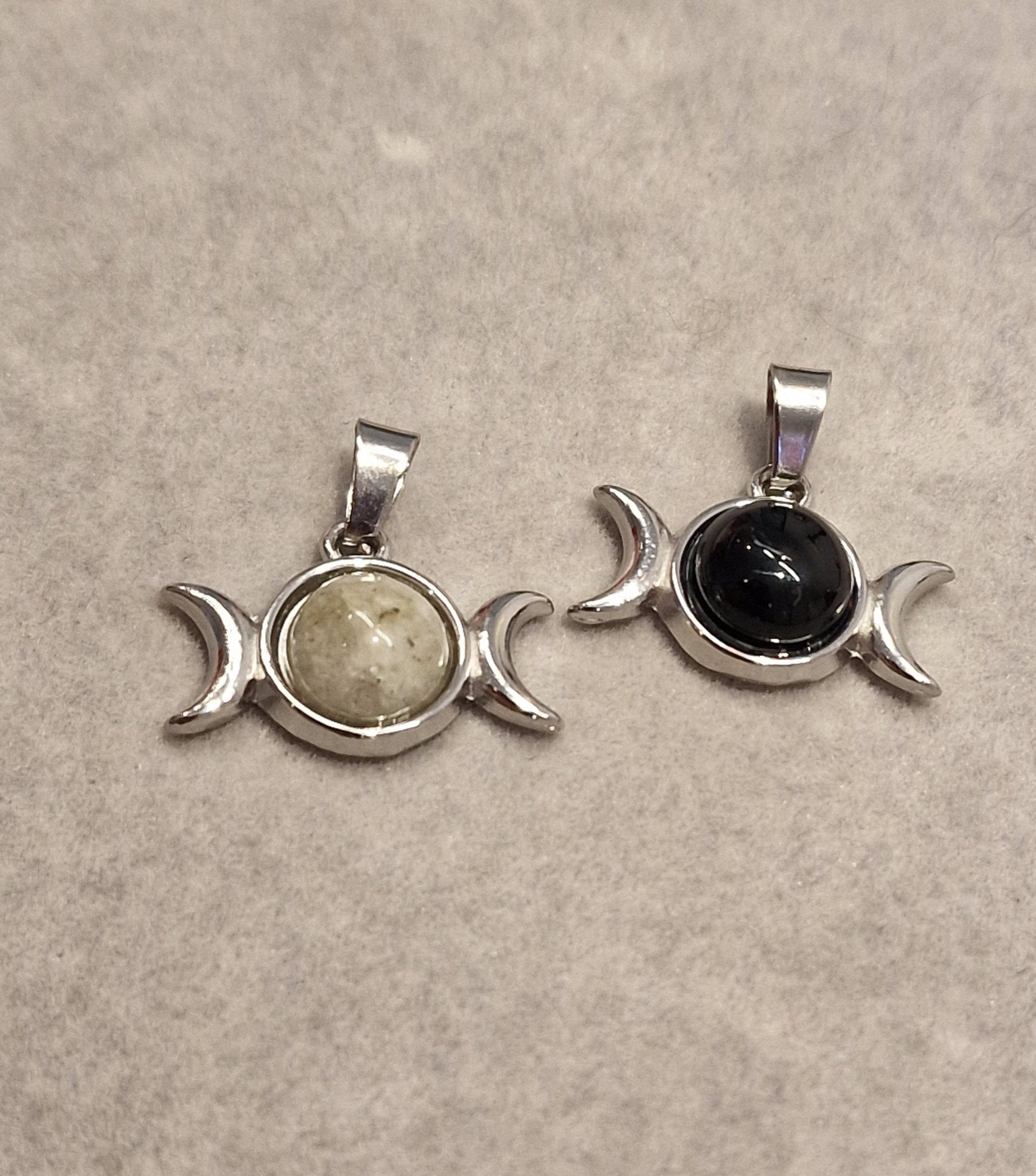 Colgante Triple Luna, símbolo de la diosa y de los ciclos femeninos, para conexión espiritual y equilibrio interior