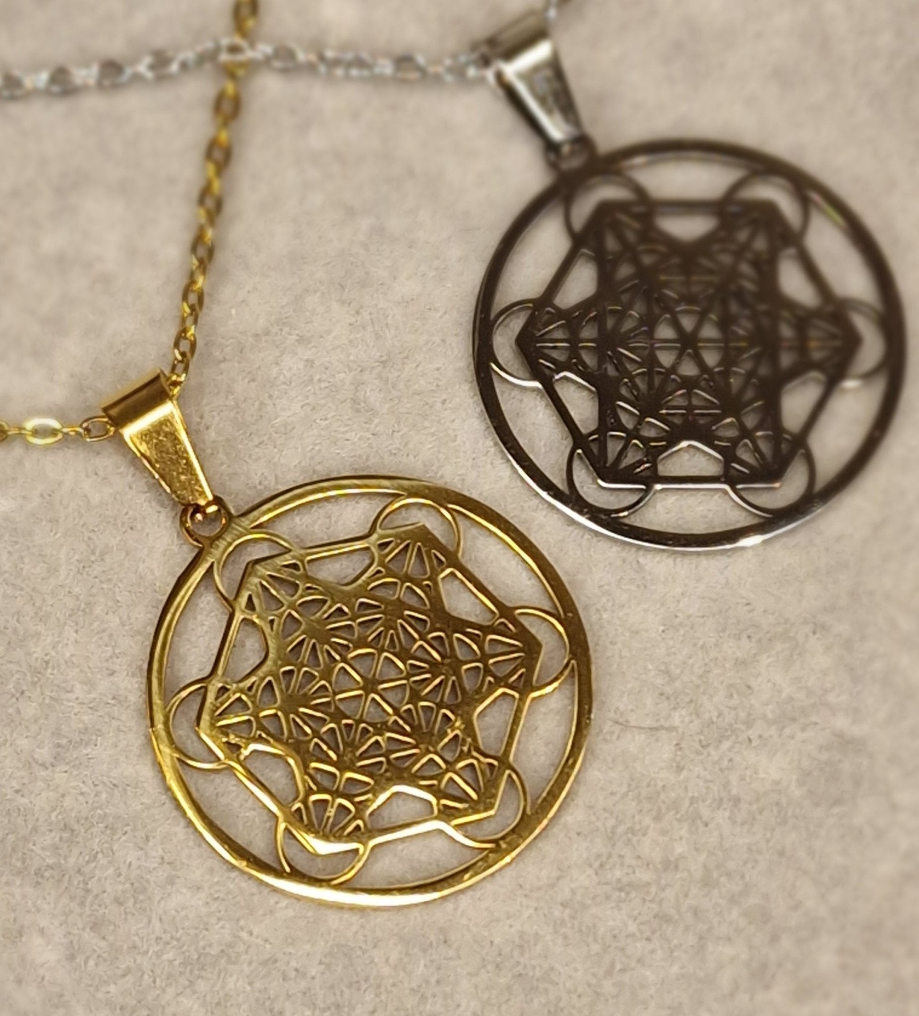 Collar Metatron