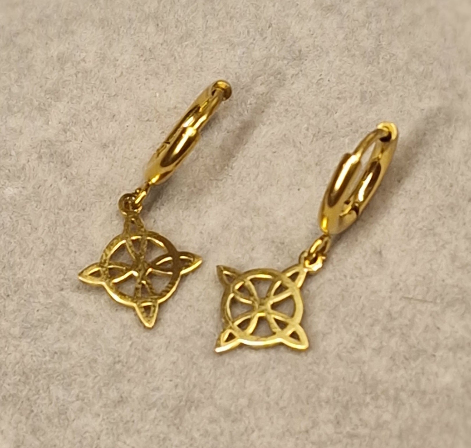 Pendientes  Aros Nudo de Bruja